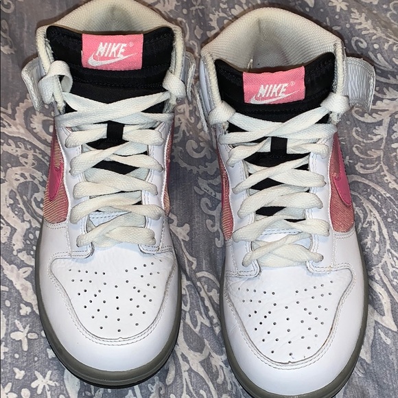 Women’s Nike high tops - Picture 5 of 5